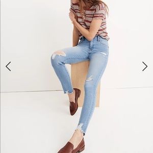 Madewell 9" High-Rise Skinny Jeans in Ontario Wash: Distressed-Hem Edition